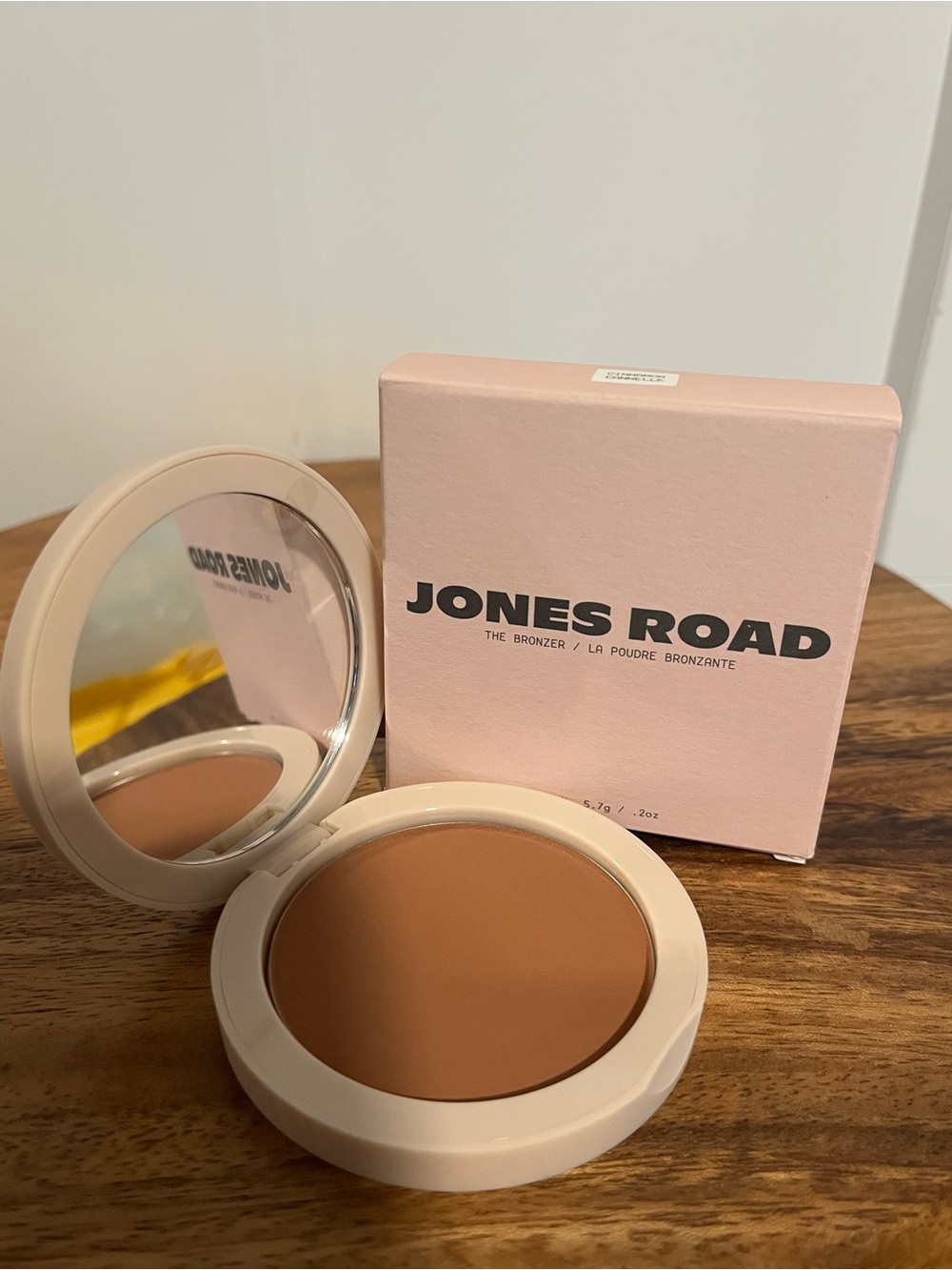 Jones Road The Bronzer Compact in Cinnamon